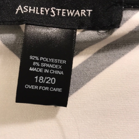 Statement shirt (with option for matching pants) - Picture 3 of 5